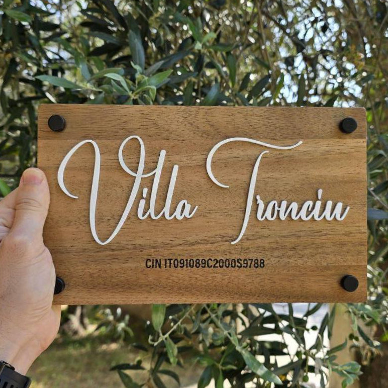 Targa casa in legno di acacia con numero CIN